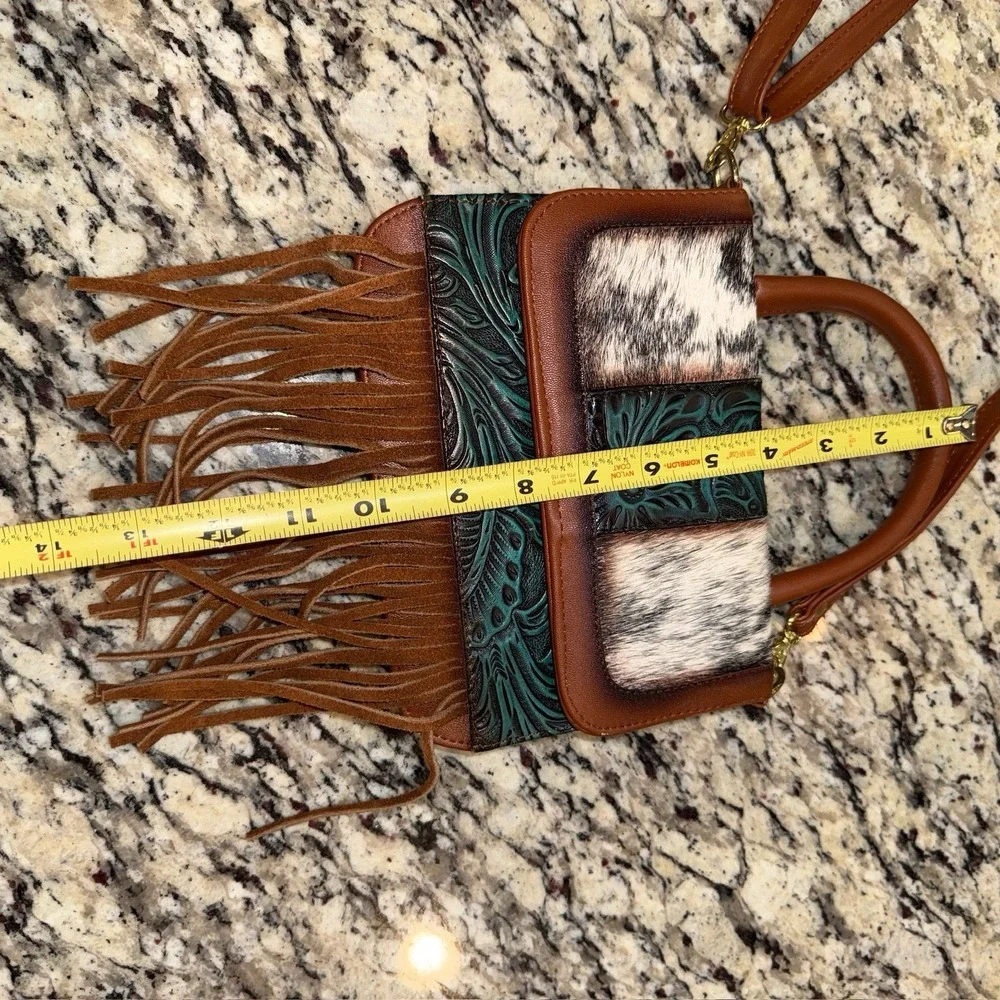 Western Animal Print Cow Fringe Crossbody Bag with Tooled Leather Excellent